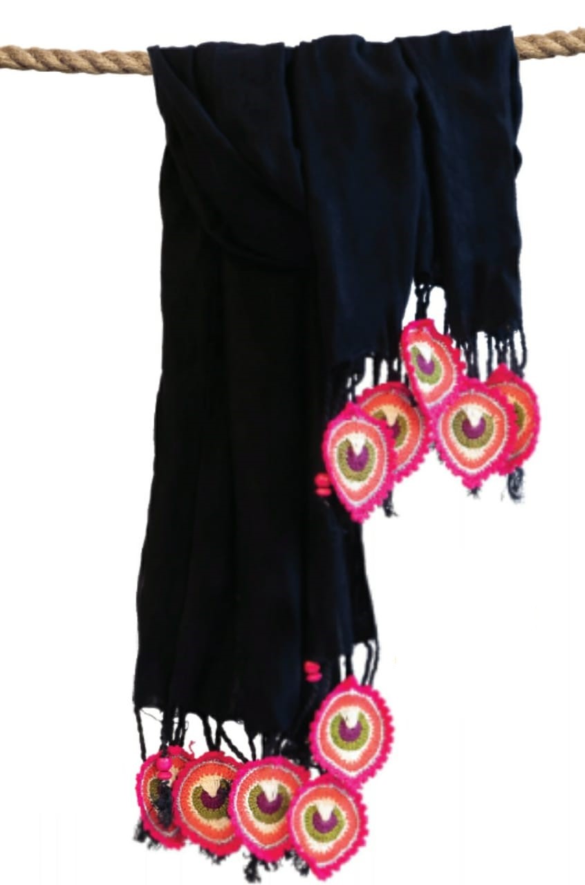 Happy Threads Trendy Stoles with Crochet Motifs (Black & Pink)